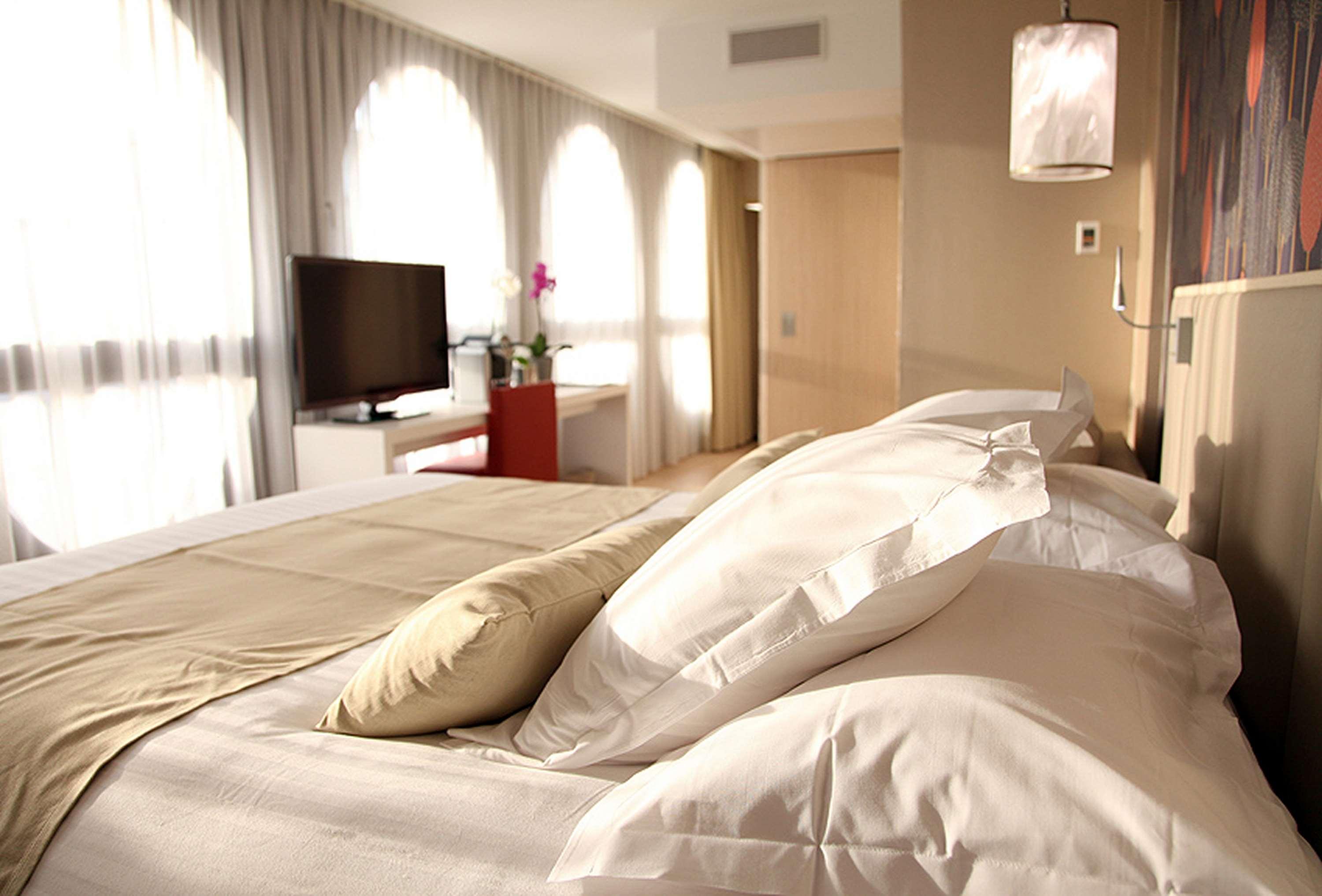 Best Western Premier Why Hotel Лілль Номер фото
