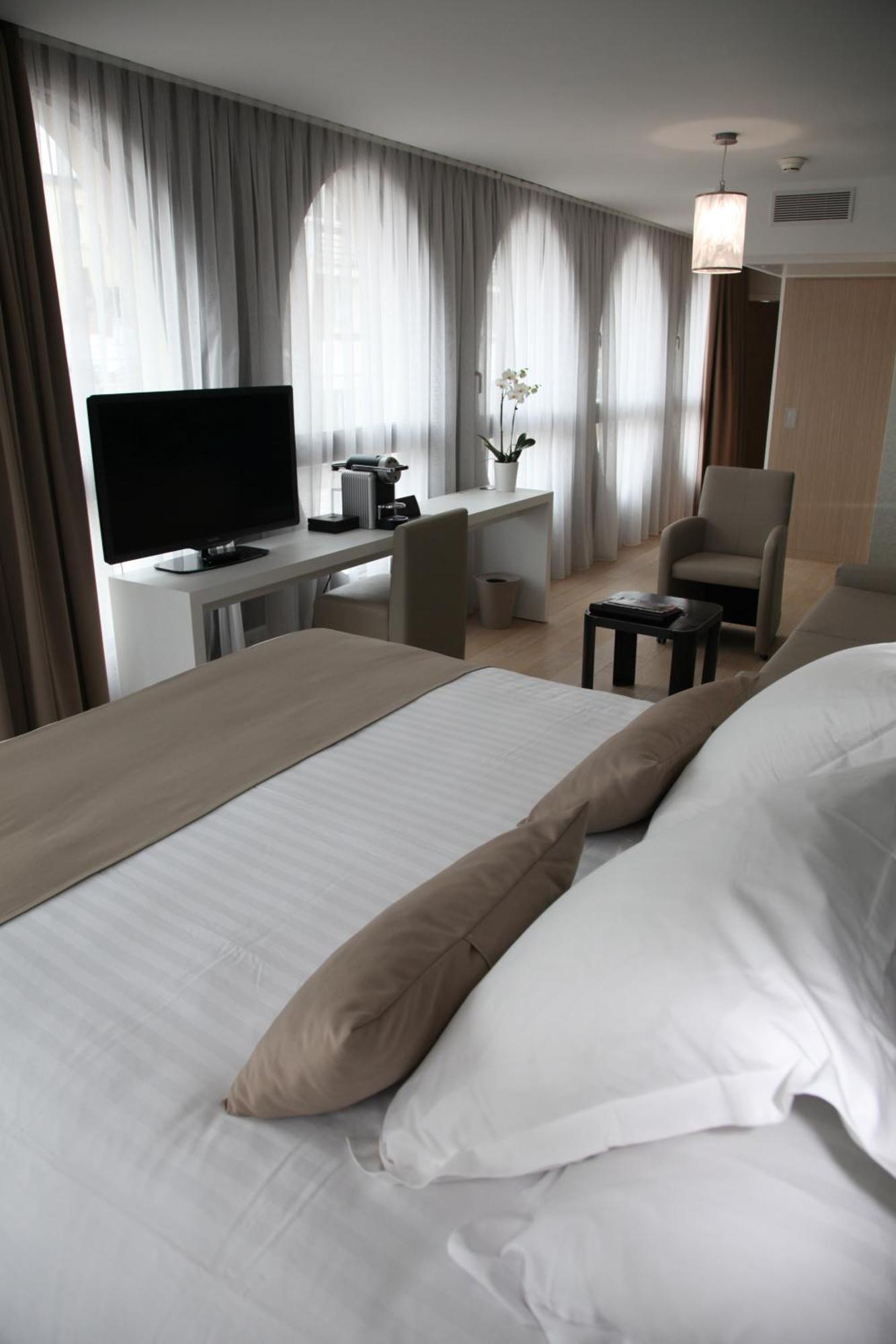 Best Western Premier Why Hotel Лілль Екстер'єр фото